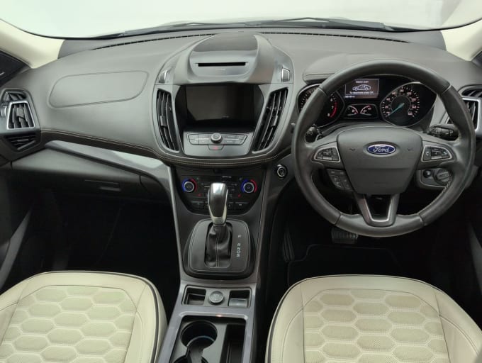 2025 Ford Kuga