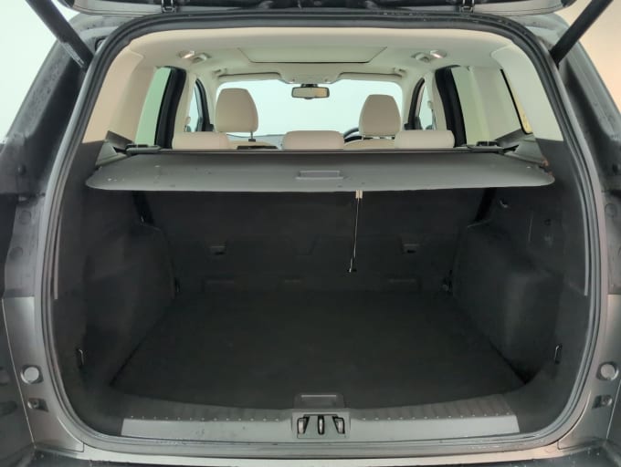 2025 Ford Kuga