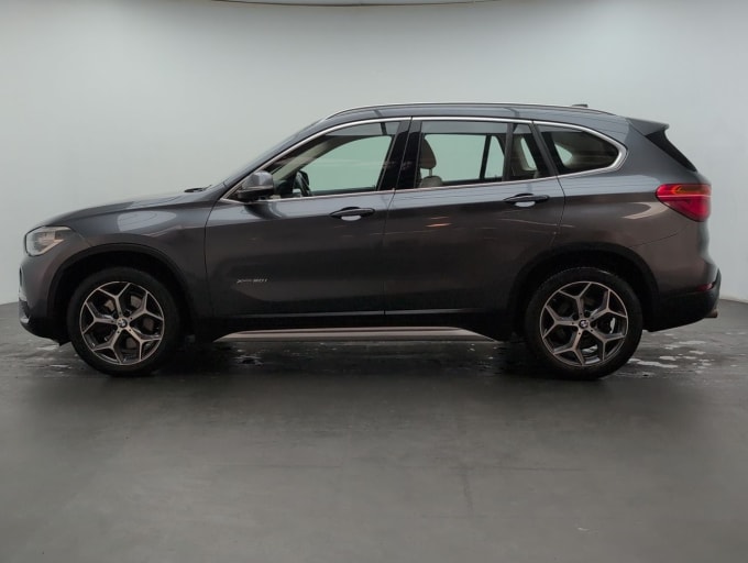 2025 BMW X1