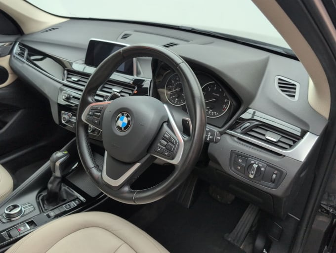 2025 BMW X1