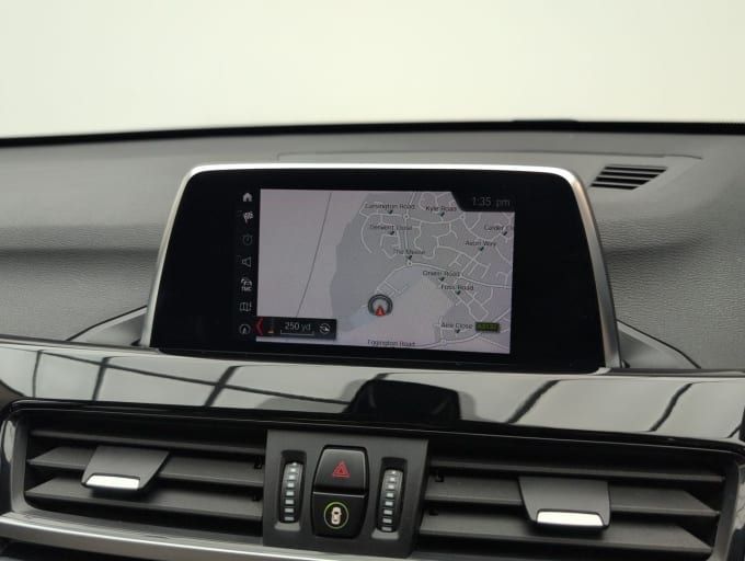 2025 BMW X1