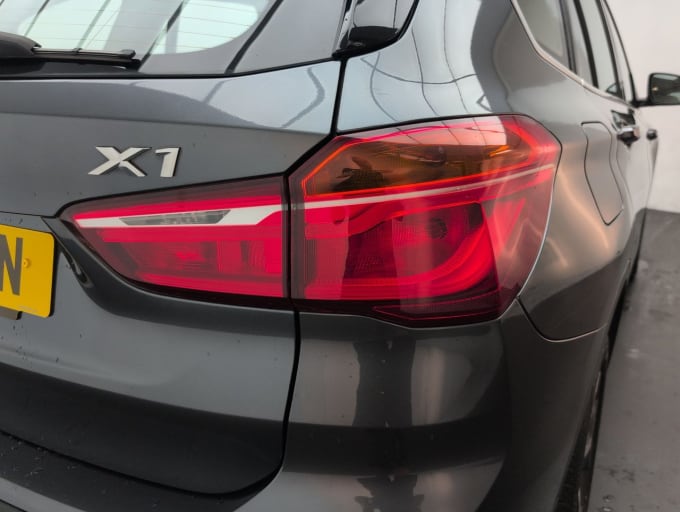 2025 BMW X1