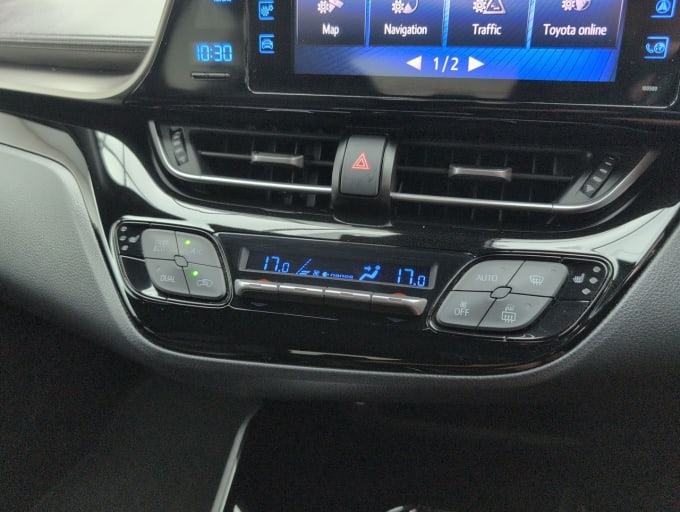 2025 Toyota C-hr
