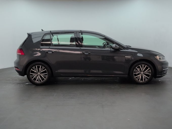 2025 Volkswagen Golf