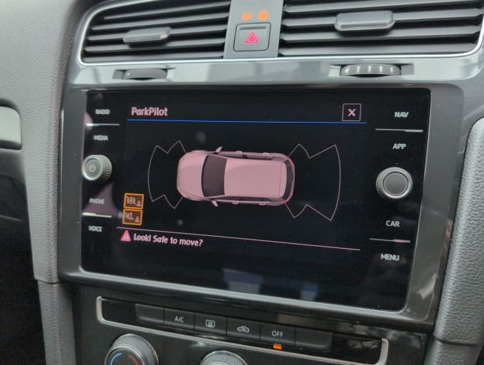 2025 Volkswagen Golf