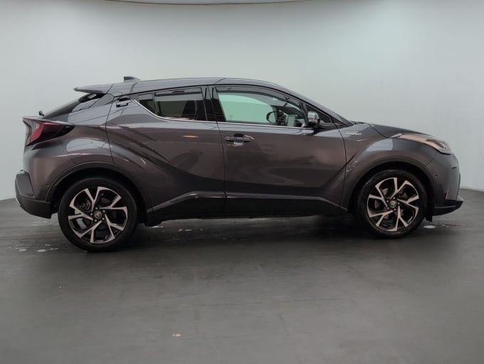 2025 Toyota C-hr