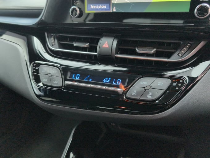 2025 Toyota C-hr