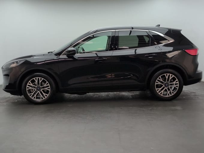 2025 Ford Kuga