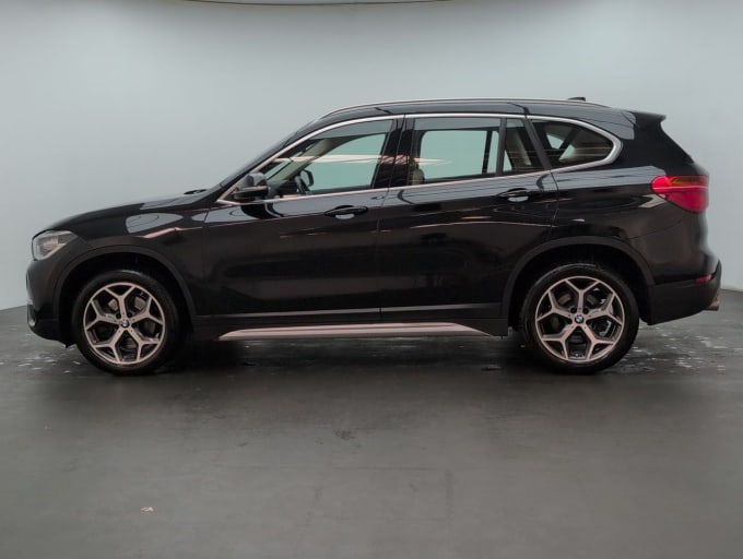2025 BMW X1