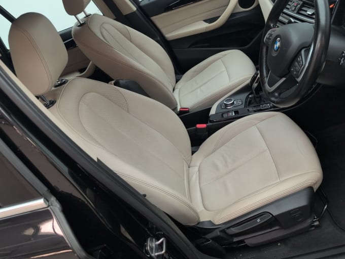 2025 BMW X1
