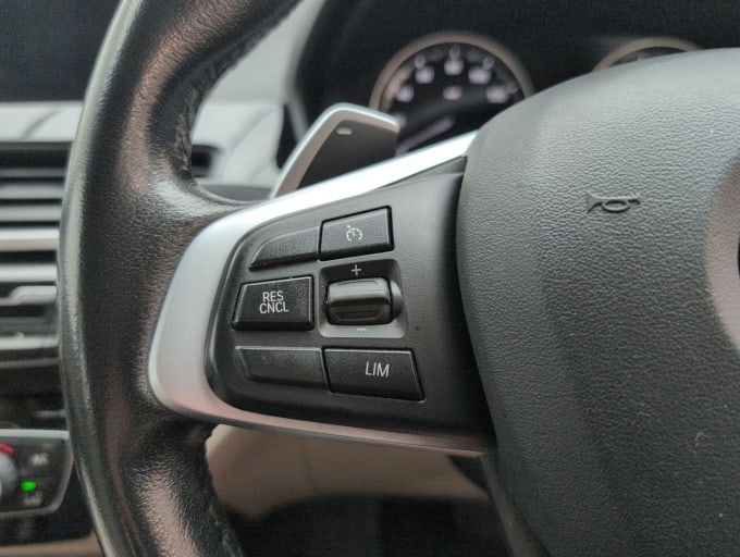 2025 BMW X1