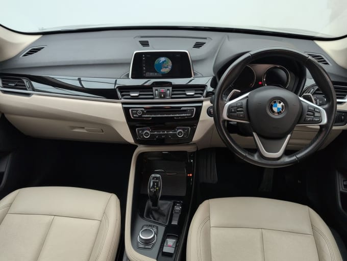 2025 BMW X1
