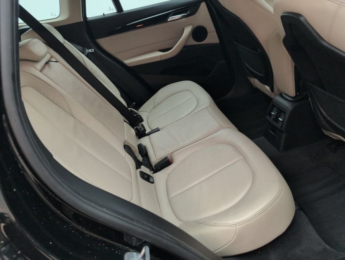 2025 BMW X1