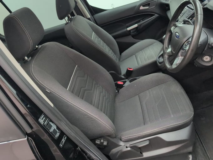 2025 Ford Grand Tourneo Connect