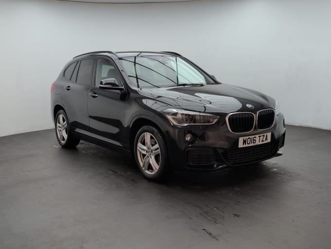 2025 BMW X1