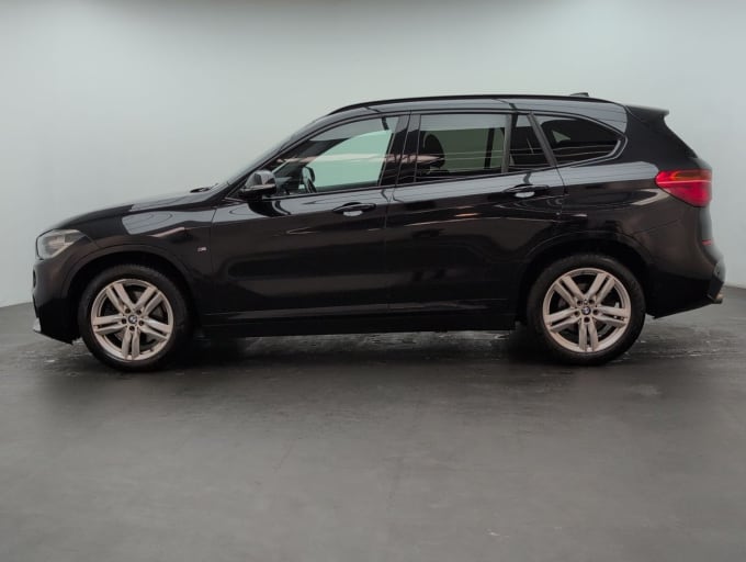 2025 BMW X1