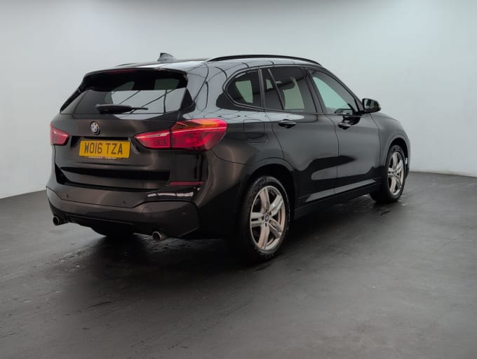 2025 BMW X1