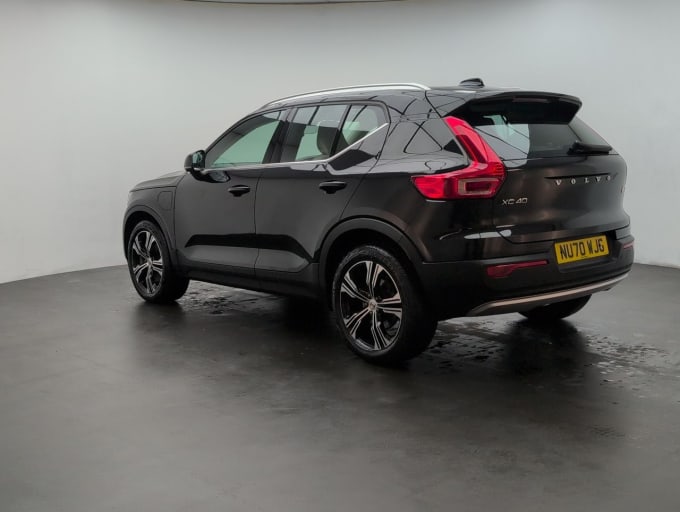 2025 Volvo Xc40