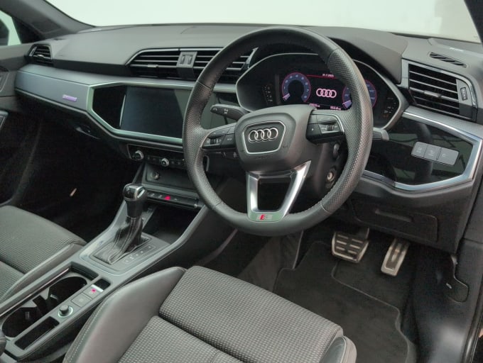 2025 Audi Q3