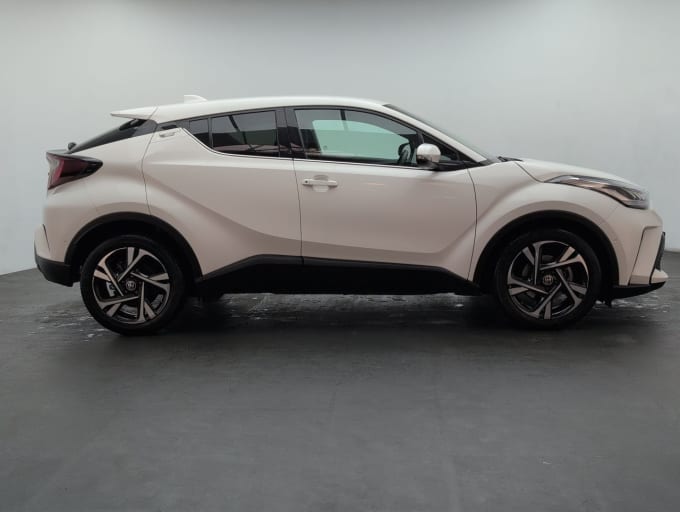 2025 Toyota C-hr