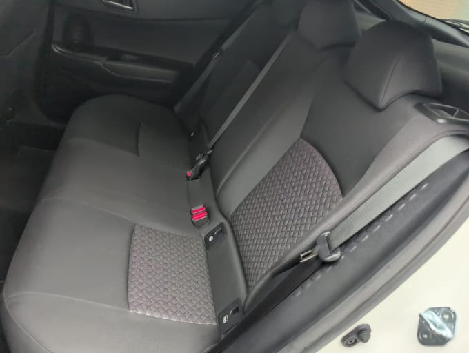 2025 Toyota C-hr