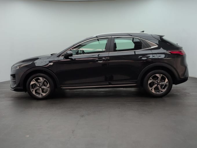 2025 Kia Xceed