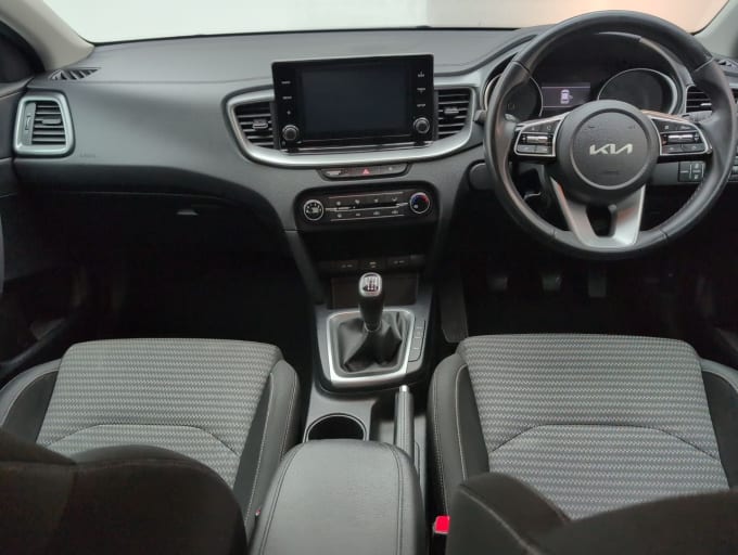 2025 Kia Xceed
