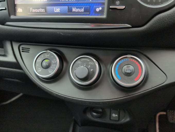 2025 Toyota Yaris