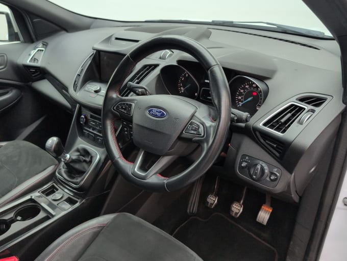2025 Ford Kuga