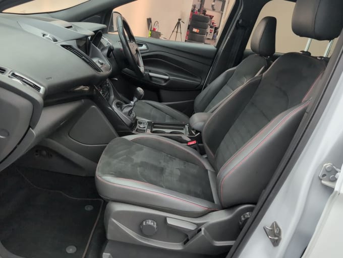 2025 Ford Kuga