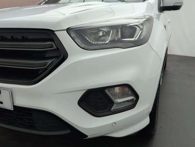 2025 Ford Kuga
