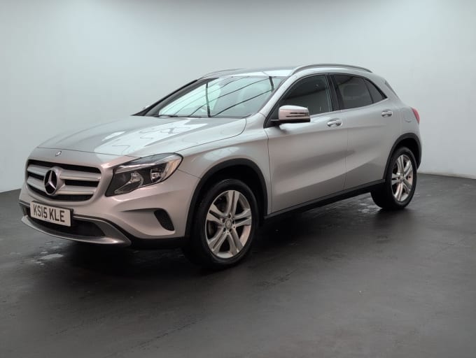 2025 Mercedes-benz 180