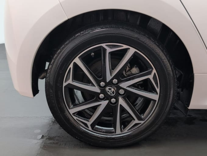 2025 Toyota Yaris