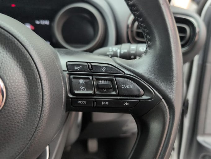 2025 Toyota Yaris