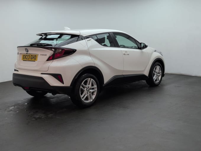 2025 Toyota C-hr