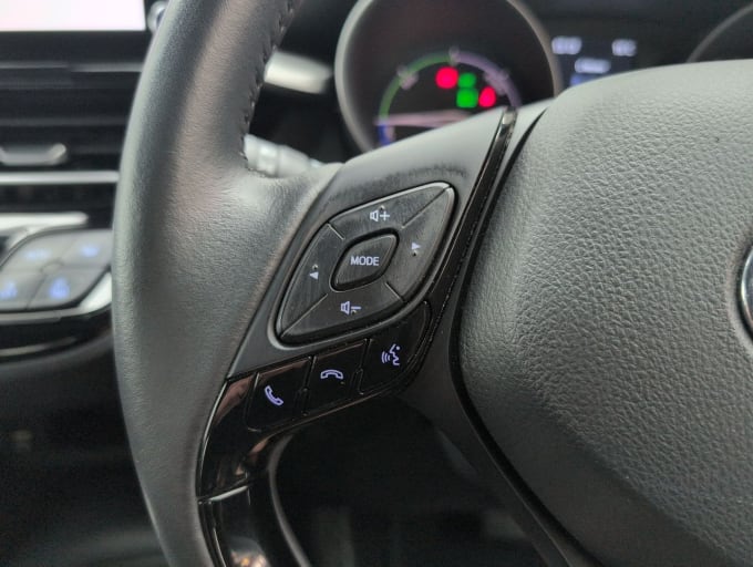 2025 Toyota C-hr