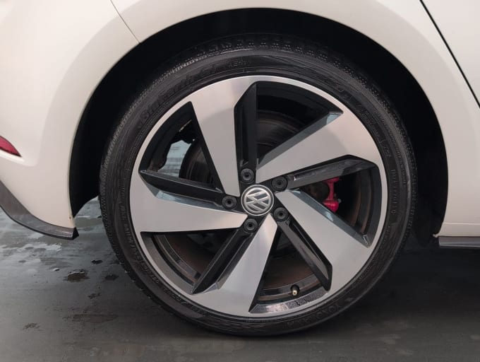 2025 Volkswagen Golf