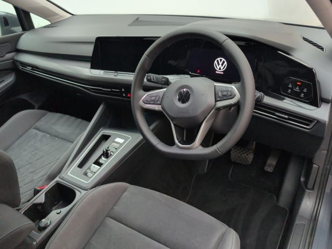 2025 Volkswagen Golf