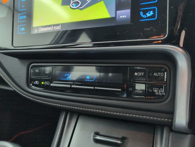 2025 Toyota Auris