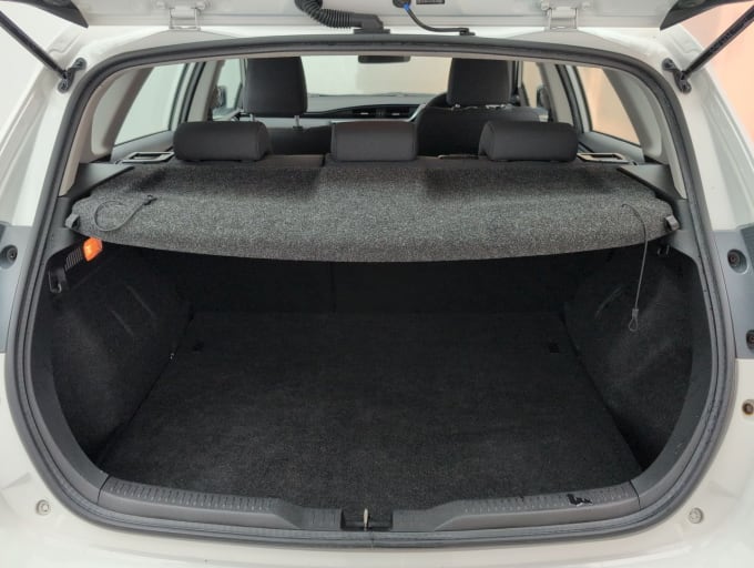 2025 Toyota Auris