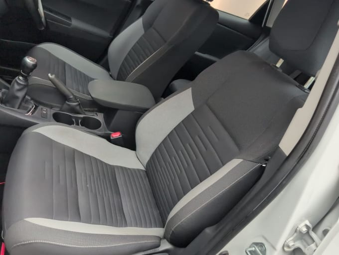 2025 Toyota Auris