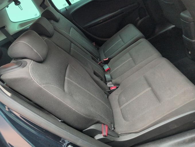 2025 Vauxhall Zafira Tourer