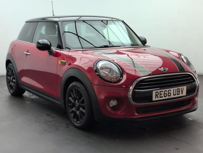 2025 Mini Hatch