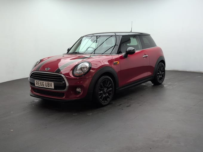 2025 Mini Hatch