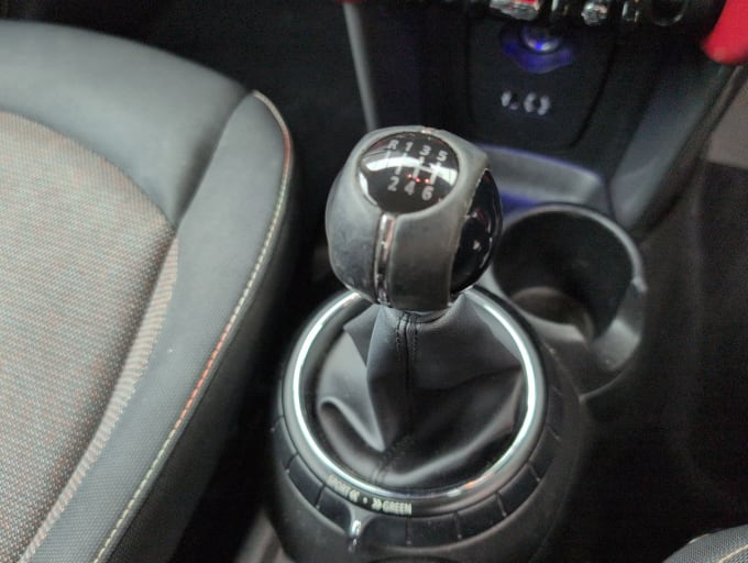 2025 Mini Hatch