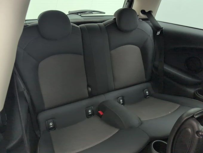 2025 Mini Hatch