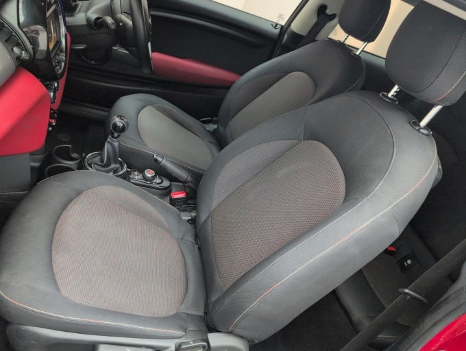 2025 Mini Hatch