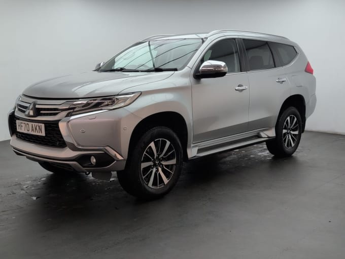 2025 Mitsubishi Shogun Sport