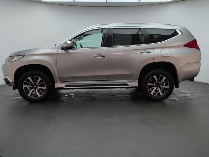 2025 Mitsubishi Shogun Sport