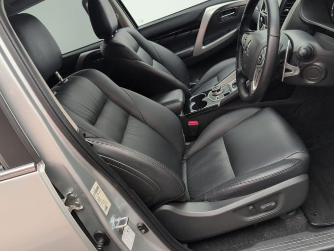 2025 Mitsubishi Shogun Sport